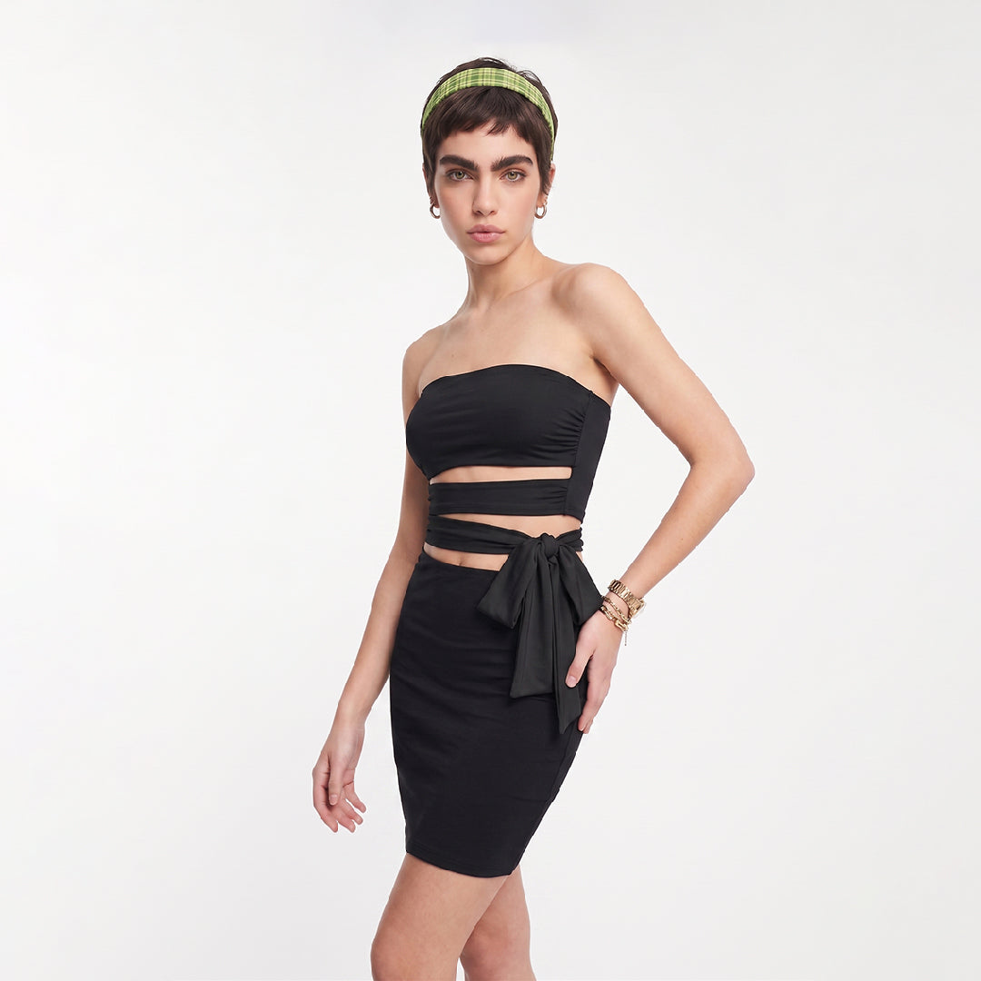 Top strapless lazo