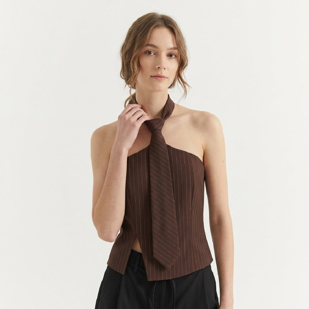 Blusa con corbata asimétrica