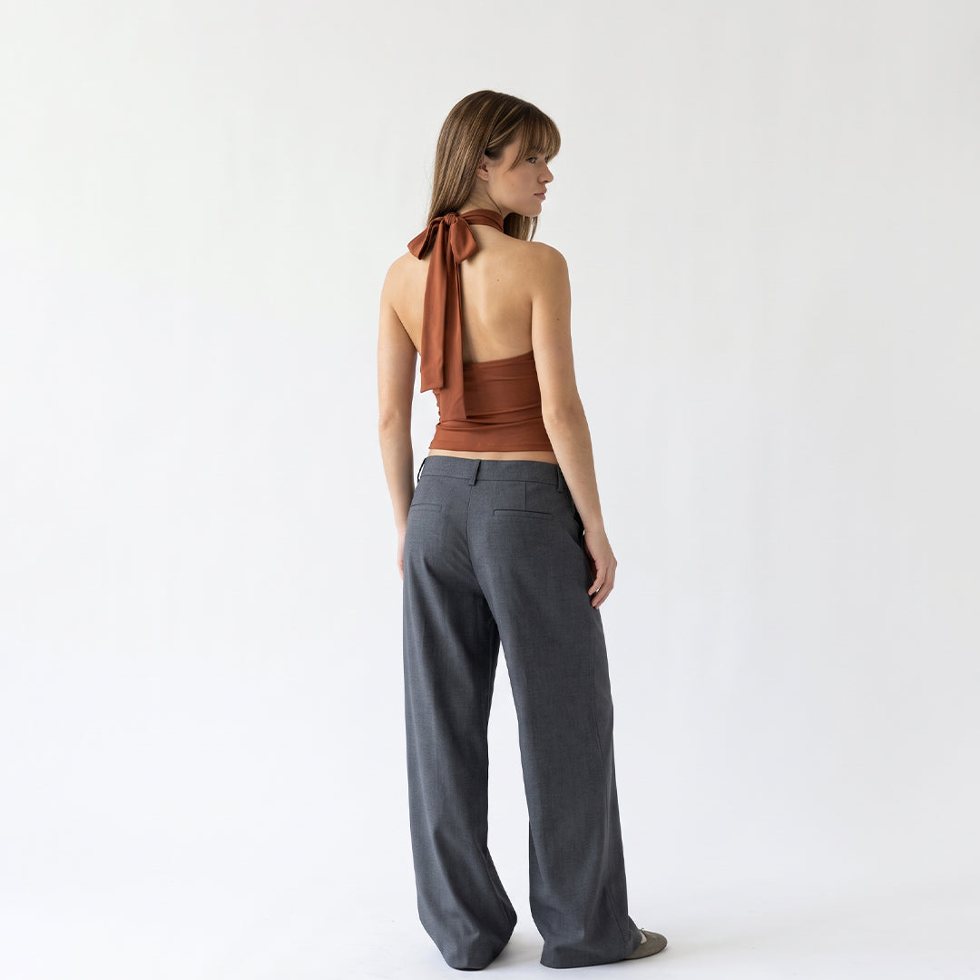 Blusa halter lazo en cuello