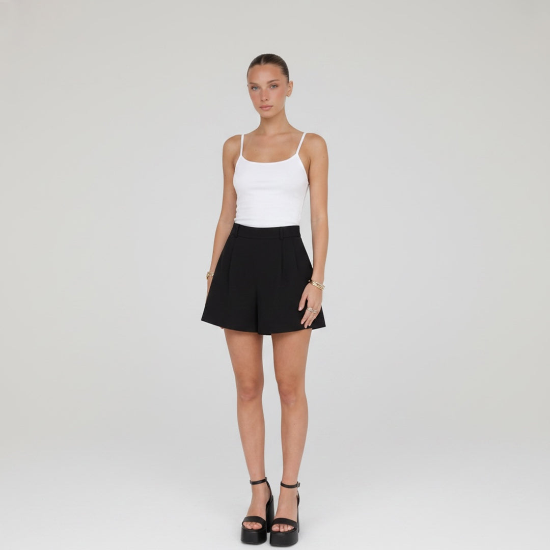 Short mini holgado