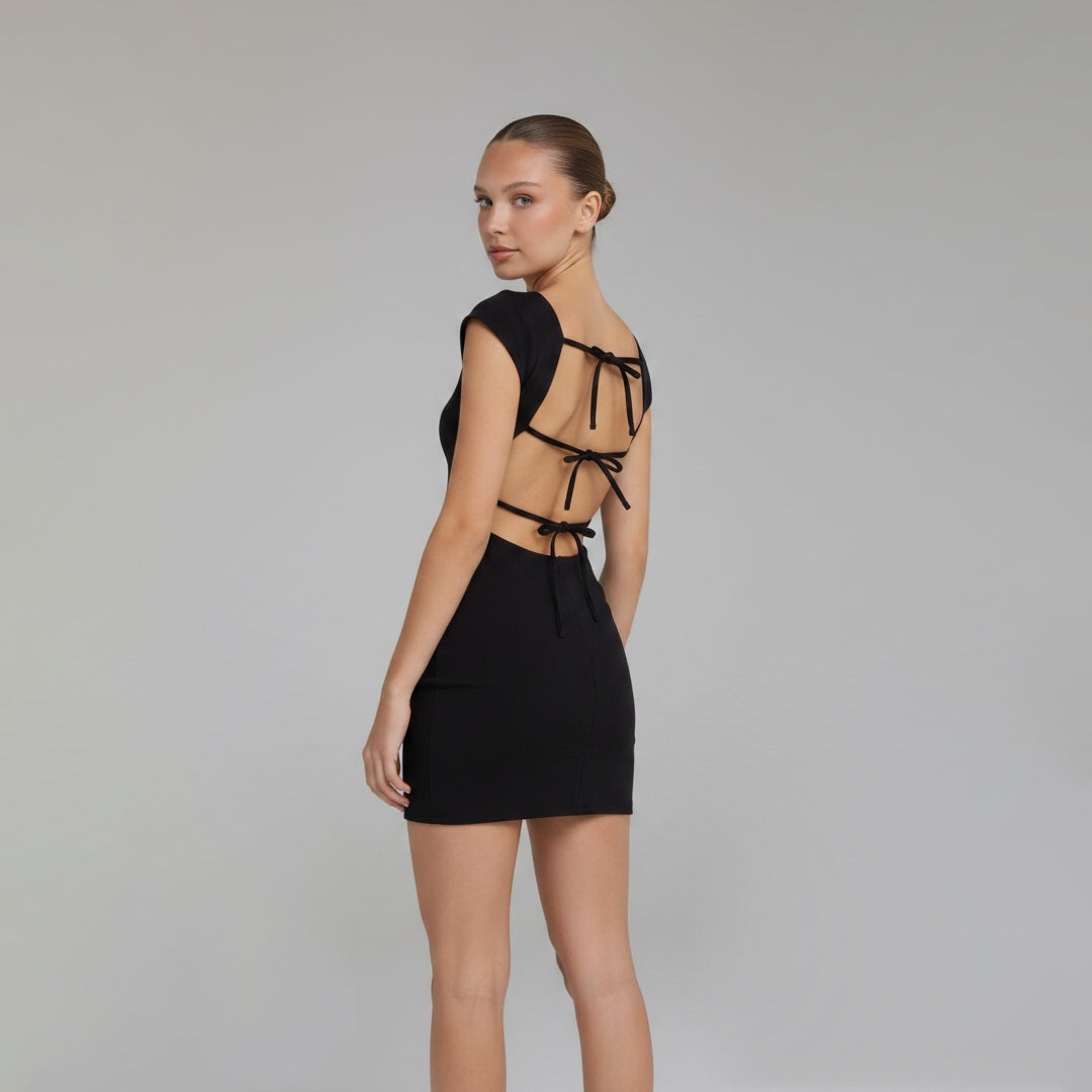 Vestido mini tiras en espalda