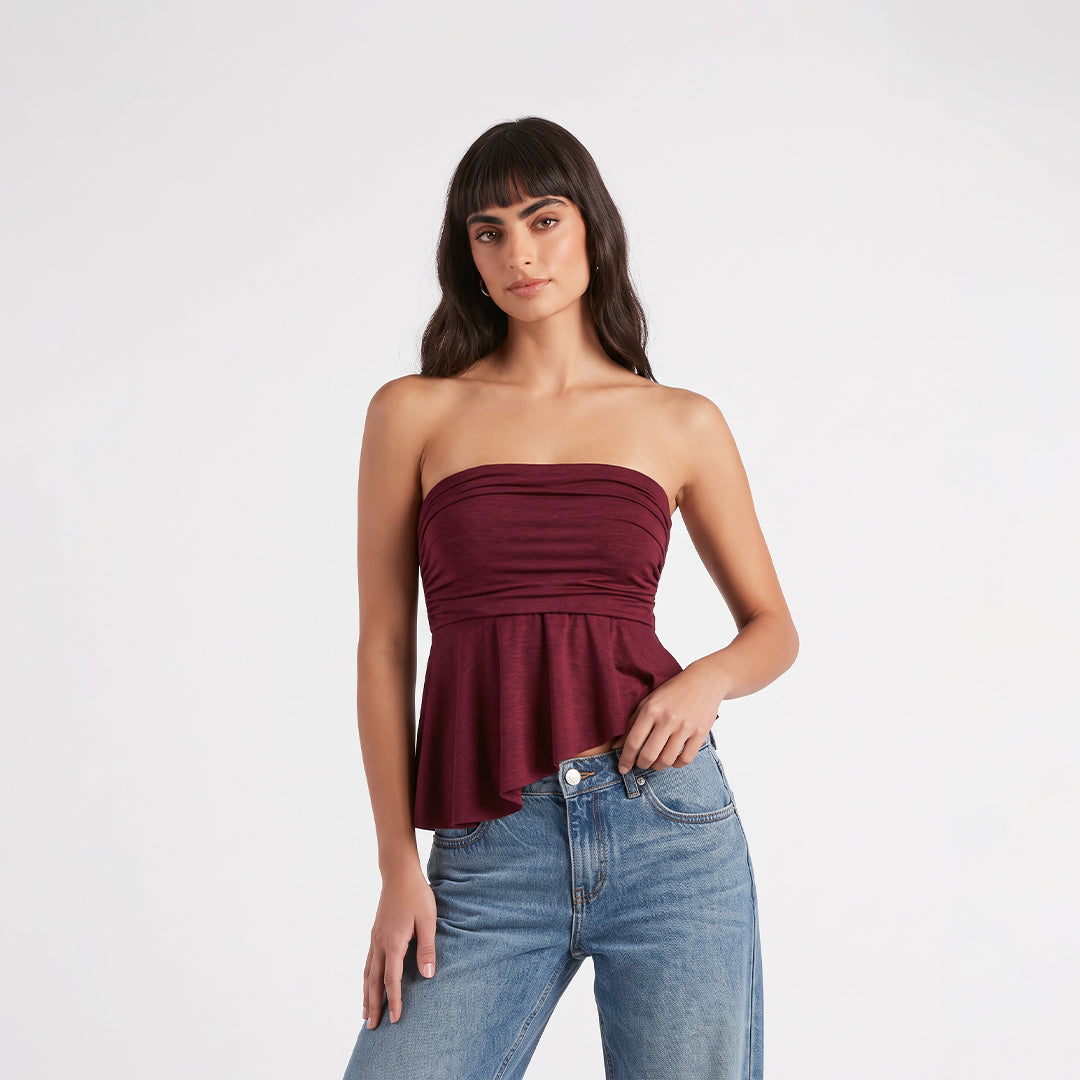 Top strapless asimétrico
