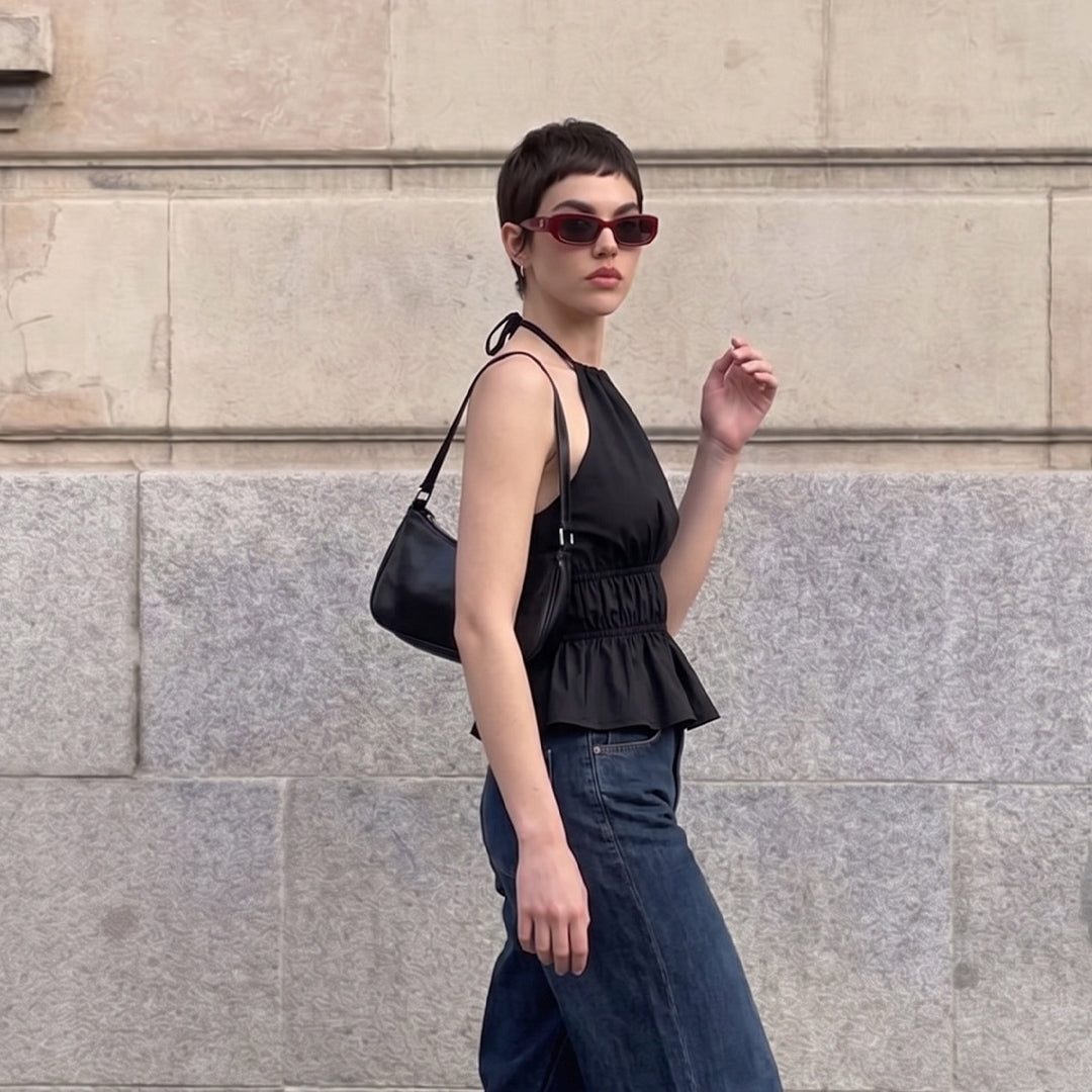 Blusa peplum halter