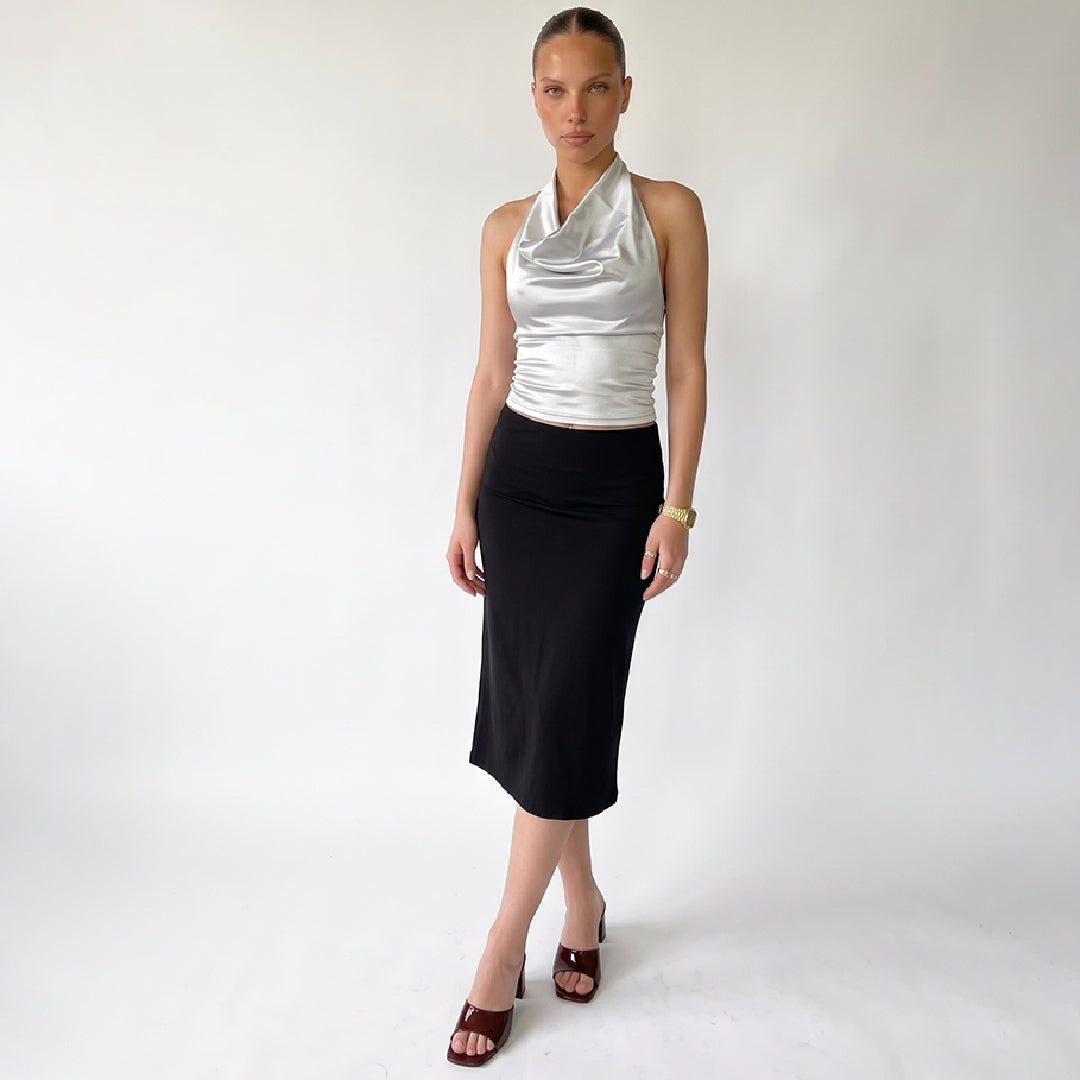 Blusa satinada escote al agua